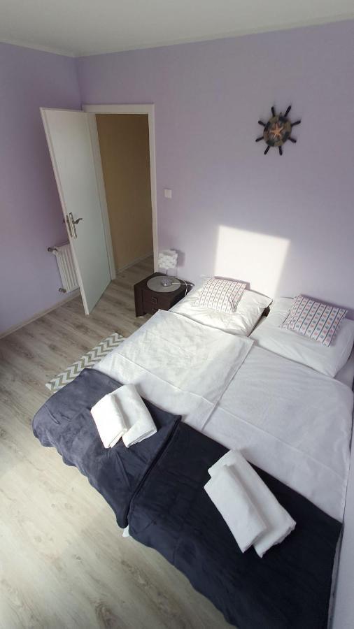 Apartamenty Ster ダルウフコ エクステリア 写真