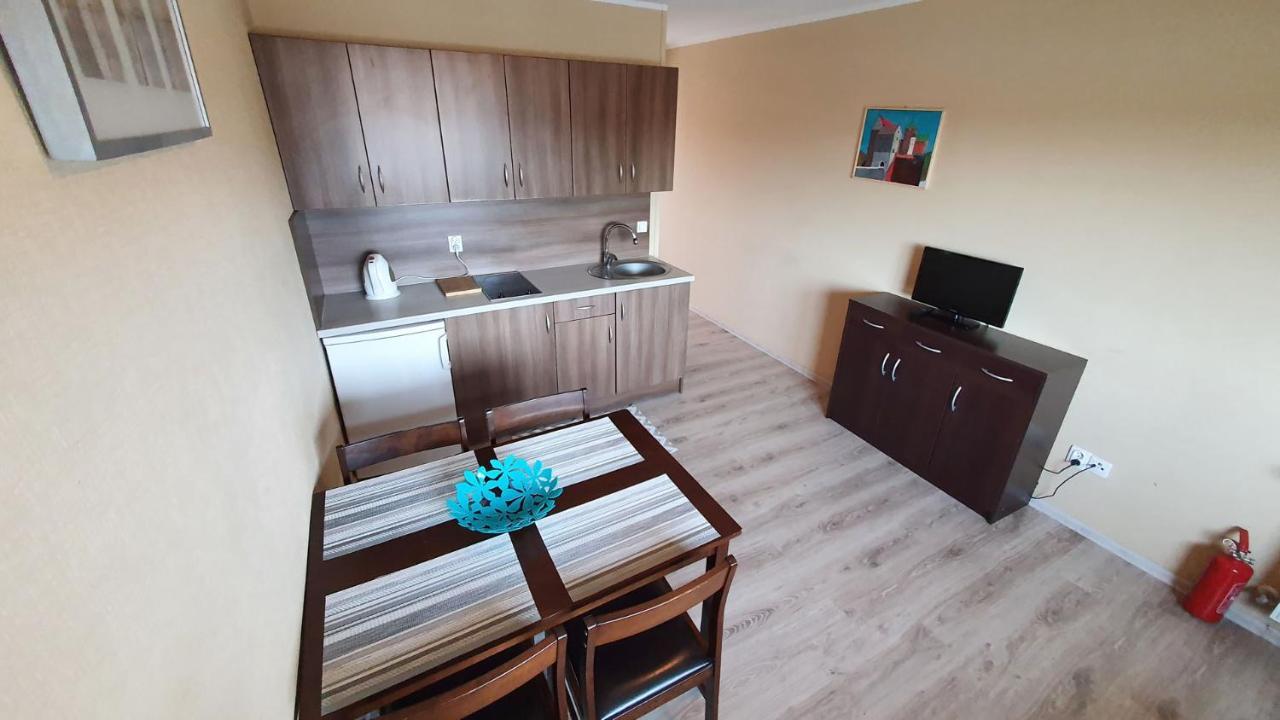 Apartamenty Ster ダルウフコ エクステリア 写真
