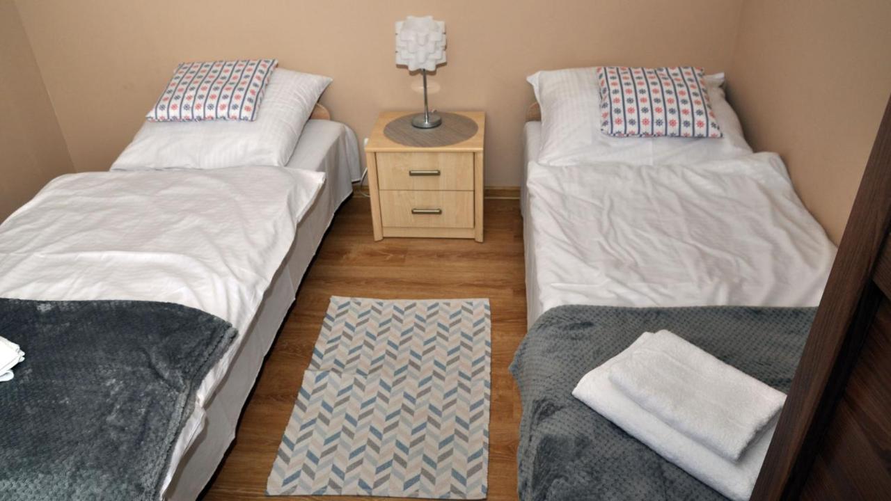 Apartamenty Ster ダルウフコ エクステリア 写真